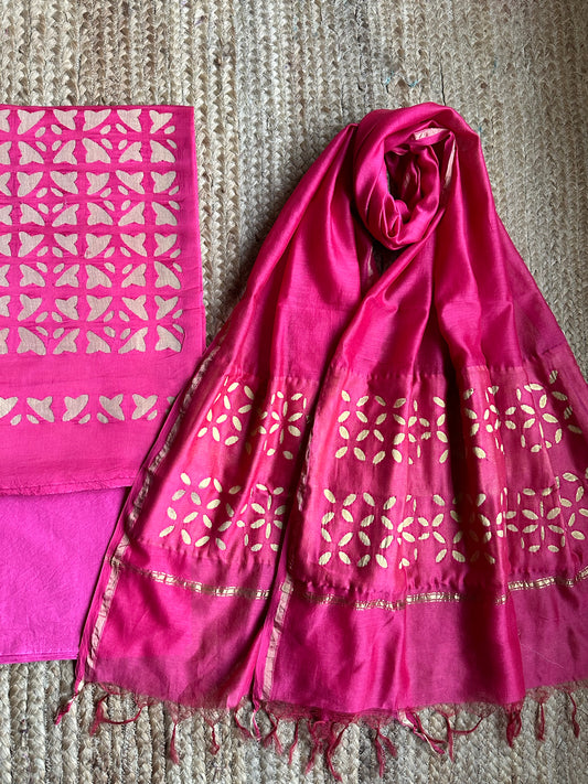 MAGENTA PINK  CHANDERI  SILK  APPLIQUE SUIT SET