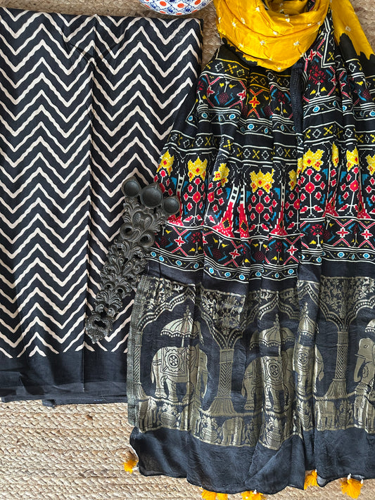 BLACK ZIGZAG MASHRU KURTA WITH BANDHANI PICHWAI HANDCRAFTED  MODAL SILK DUPATTAS PS- 10166