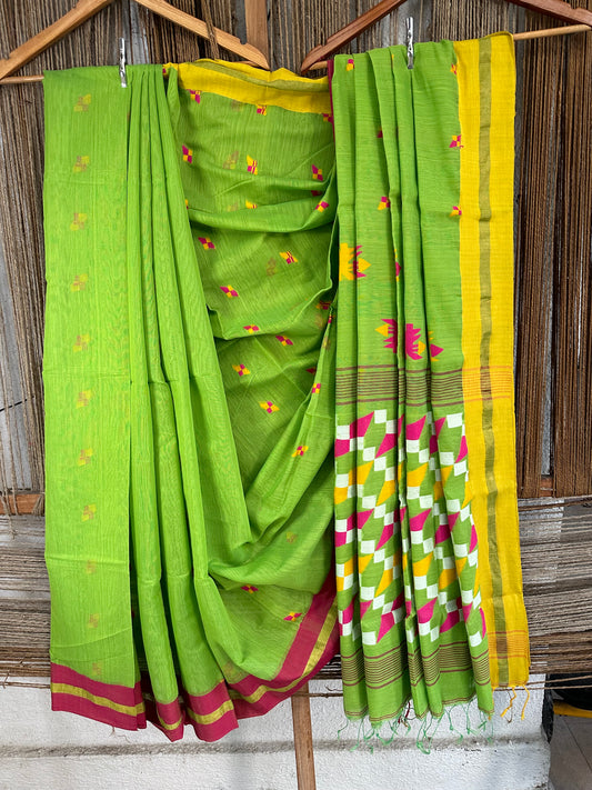 Bengal Beautiful hand woven saree with Ganga Jamuna Border