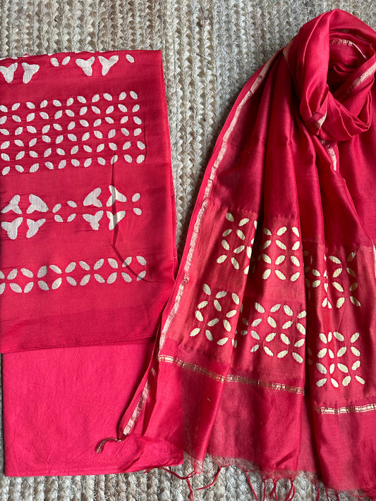 RED CHANDERI  SILK  APPLIQUE SUIT SET