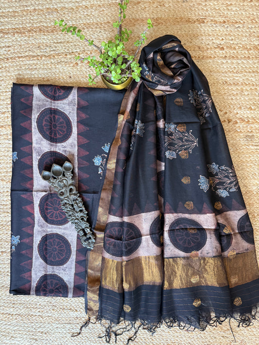 BLACK AJRAKH CONTEMPORARY CHANDERI SILK HANDBLOCK KURTA SET  WITH  COIN  BUTTA DUPATTA