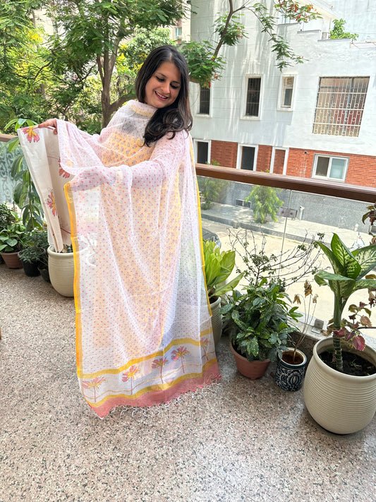 MUSTARD WHITE COTTON KOTA HANDBLOCK SUIT SET