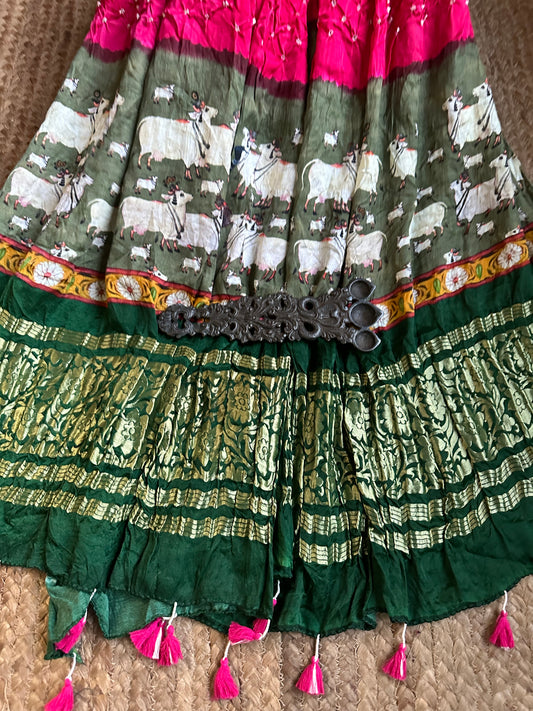 PINK GREEN   SILK BANDHANI DUPATTA WITH PICHWAI PRINT IN NAKSHI BORDER