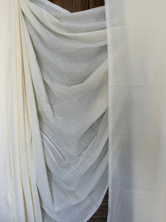 Cream white  mullcotton handloom sari