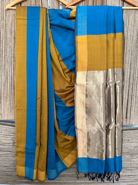 PEACOCK BLUE & GOLD YELLOW MAHESHWARI SILK HANDLOOM SARI WITH TISSUE PALLU
