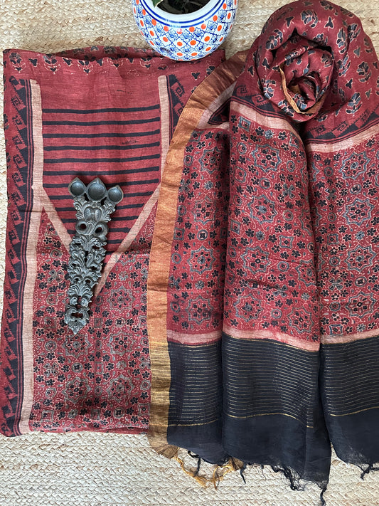 MAROON AJRAKH  LINEN SILK HANDBLOCK SUIT SET