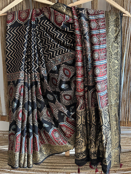 BLACK DOLA  SILK AJRAKH ZARI BORDER SARI