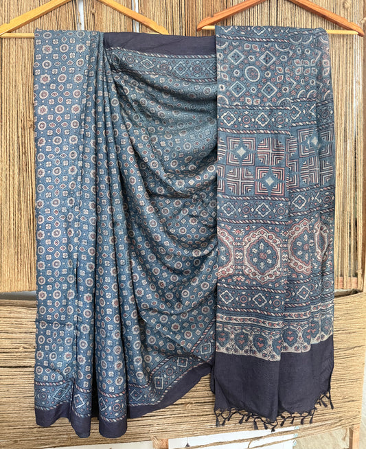 NAVY BLUE AJRAKH TUSSAR HANDLOOM SILK SARI WITH BORDER TAS 2