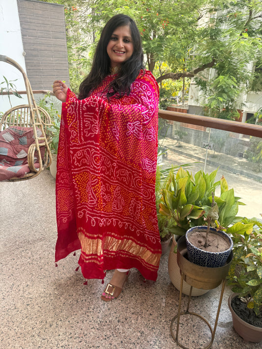 RED  & PINK HANDWOVEN HANDCRAFTED GAJJI SILK CHANDMUKHI DUPATTA