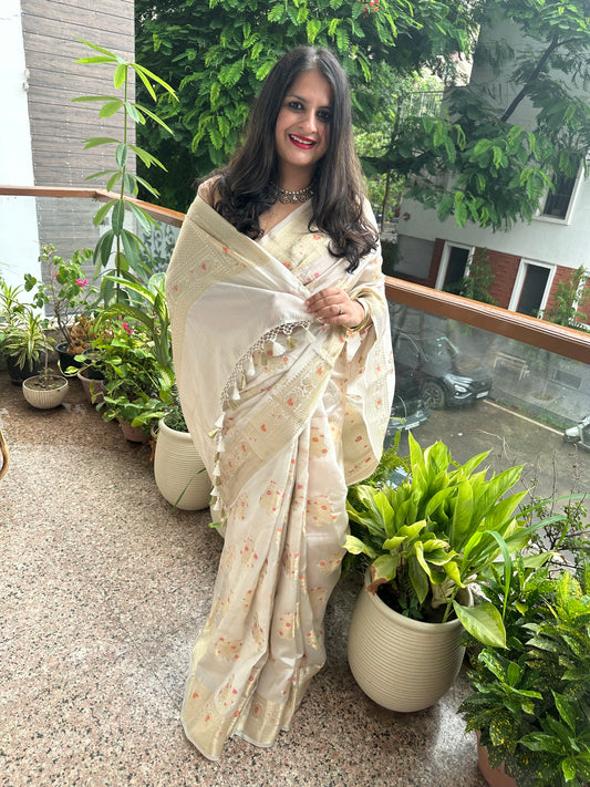 IVORY BANARASI DUPION SILK CERTIFIED ZARI WOVEN  SARI