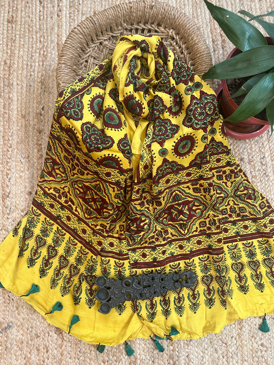 YELLOW MODAL AJRAKH HANDCRAFTED   STOLE