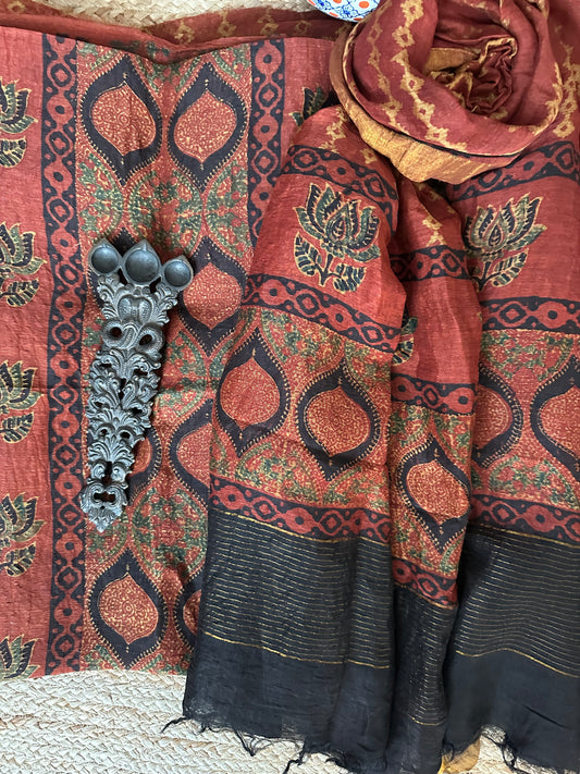 MAROON AJRAKH  LINEN SILK HANDBLOCK SUIT SET