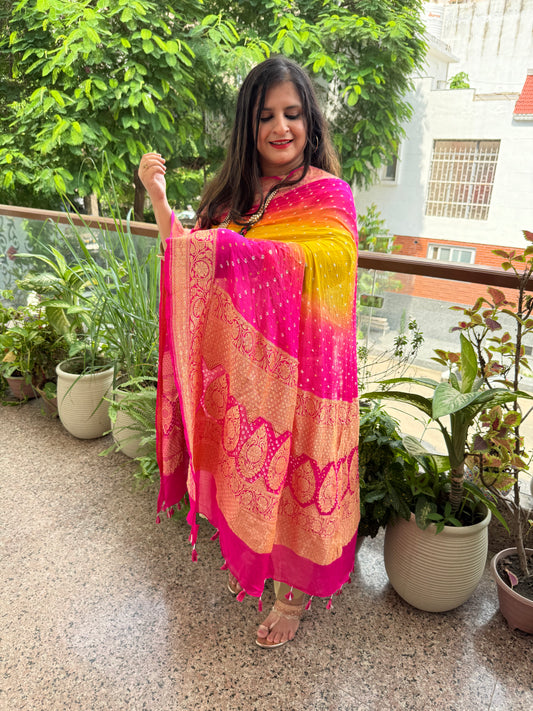 Deep pink & Lemon Yellow  Ombie Handwoven NeemZari Bareek Bandhani in Khaddi Premium Georgette dupatta