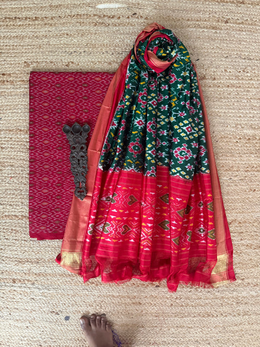 MAROON SILK COTTON IKKAT HANWOVEN KURTA WITH IKKAT PATOLA PURE  SILK HANDWOVEN DUPATTA
