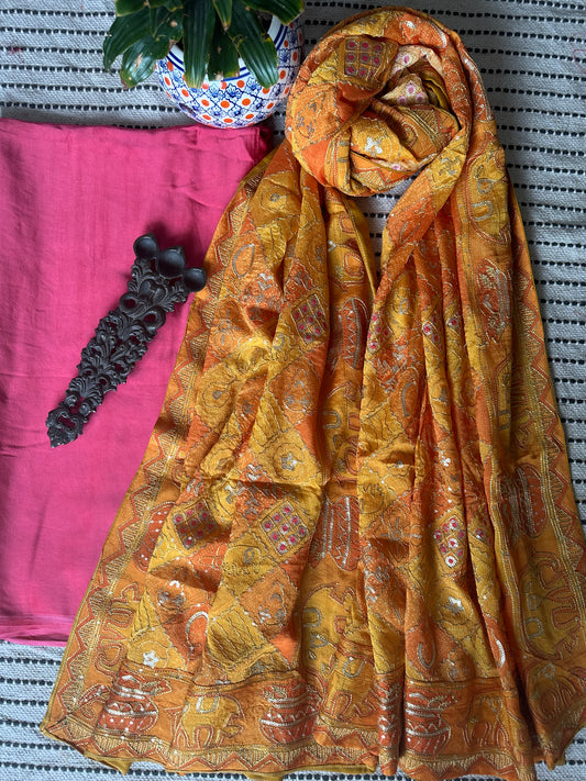 PINK MODAL SILK KURTA WITH VINTAGE SEQUENCE PRINT MODAL SILK DUPATTAS