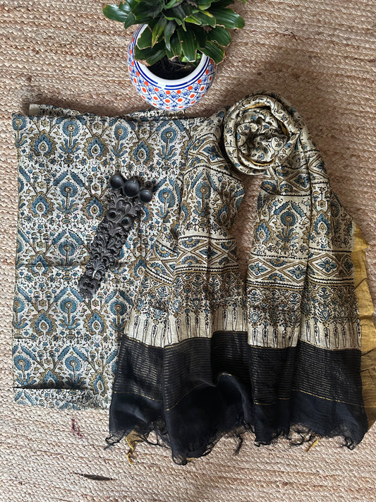 IVORY AJRAKH  LINEN SILK HANDBLOCK SUIT SET