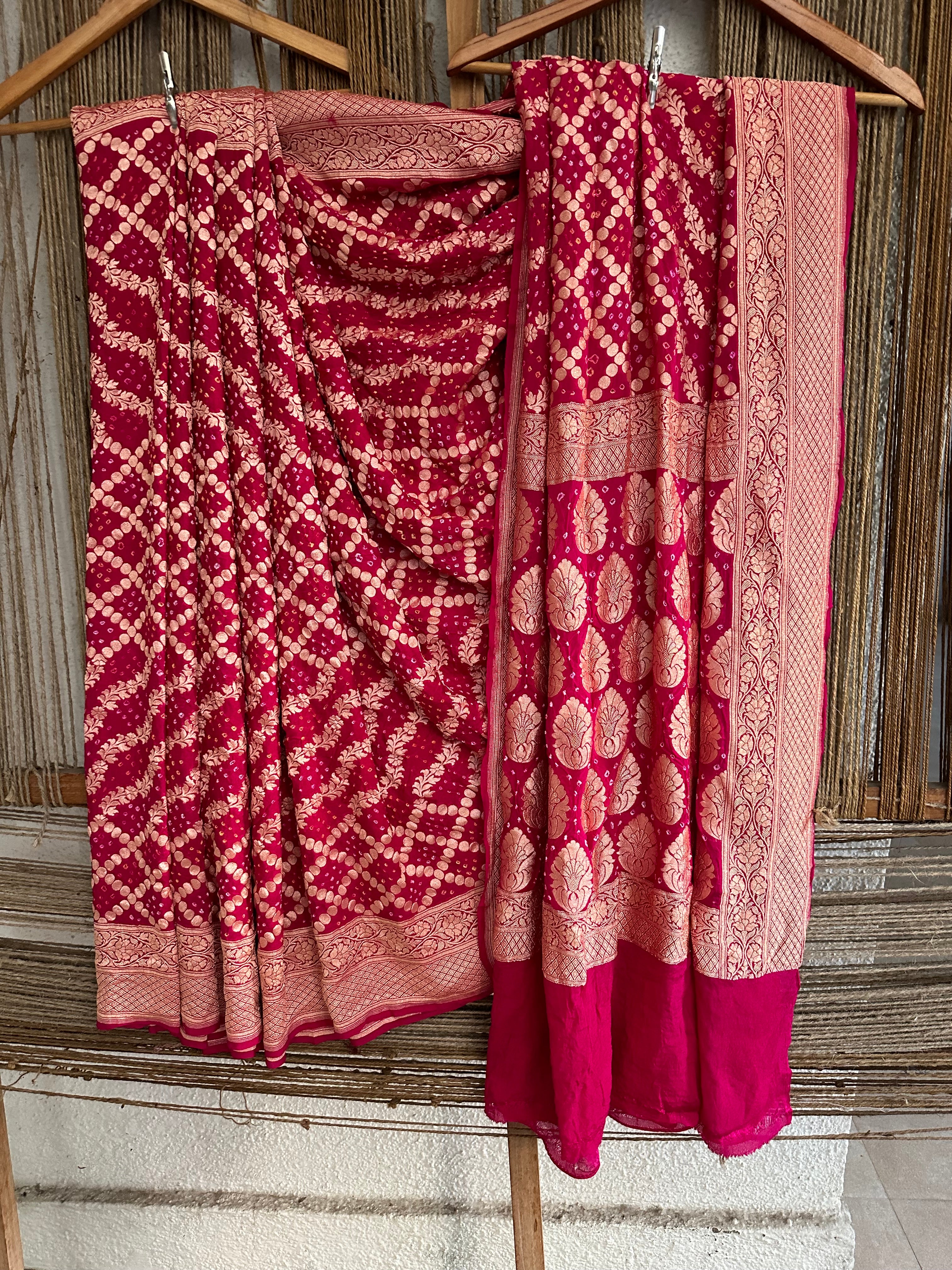 Buy Violet and Magenta Color Georgette Banarasi Saree with Neem Zari and  Hand Bandhani Work At IndyVogue