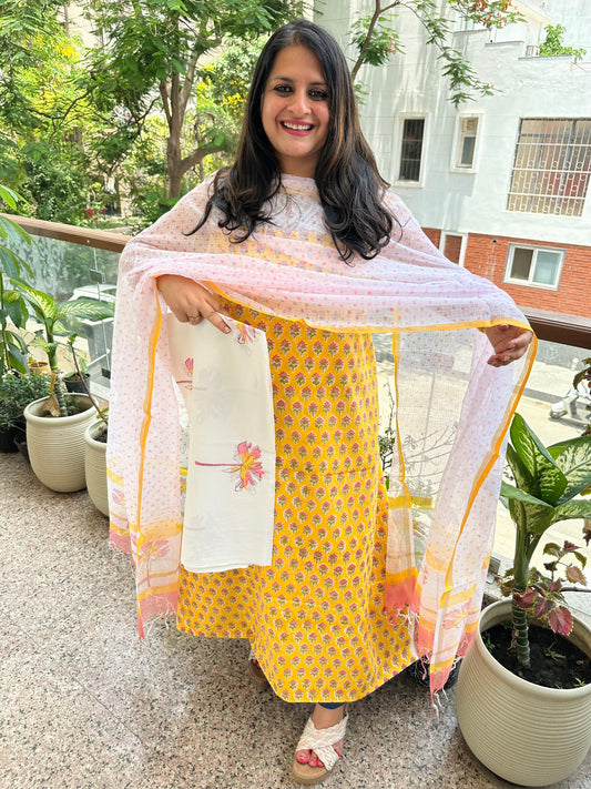 MUSTARD WHITE COTTON KOTA HANDBLOCK SUIT SET