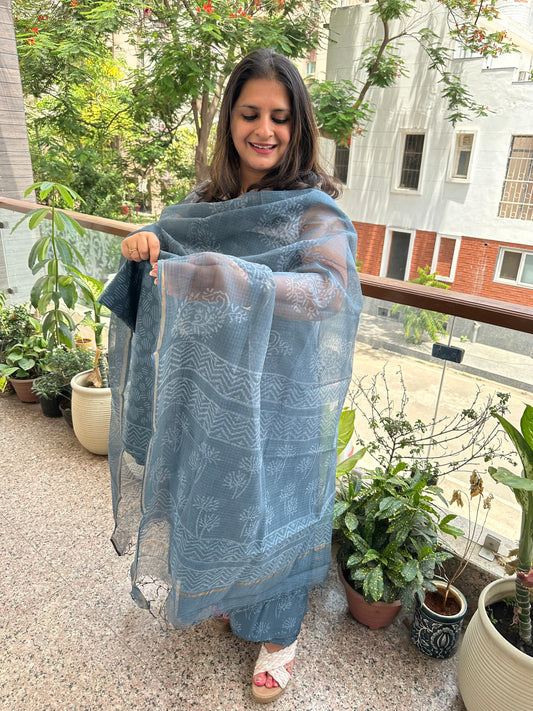 GREY COTTON KOTA HANDBLOCK SUIT SET