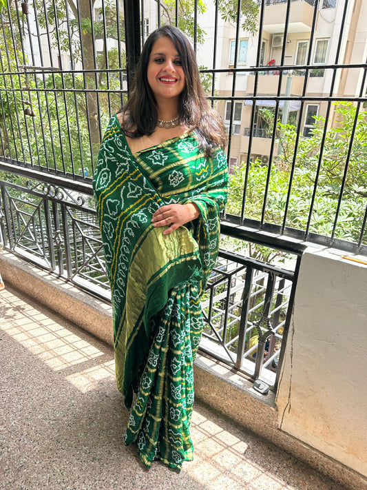 CASTLETION GREEN GAJJI SILK RAI BANDHANI  GHARCHOLA SARI