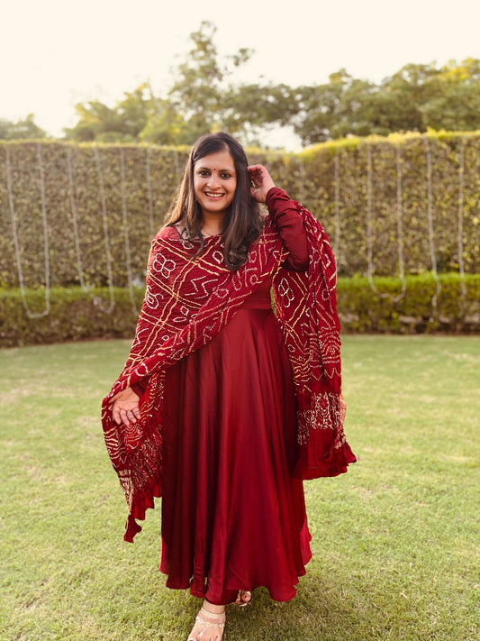 MAROON MODAL SILK KURTA WITH GHARCHOLA HANDCRAFTED MODAL SILK DUPATTA PS-10159