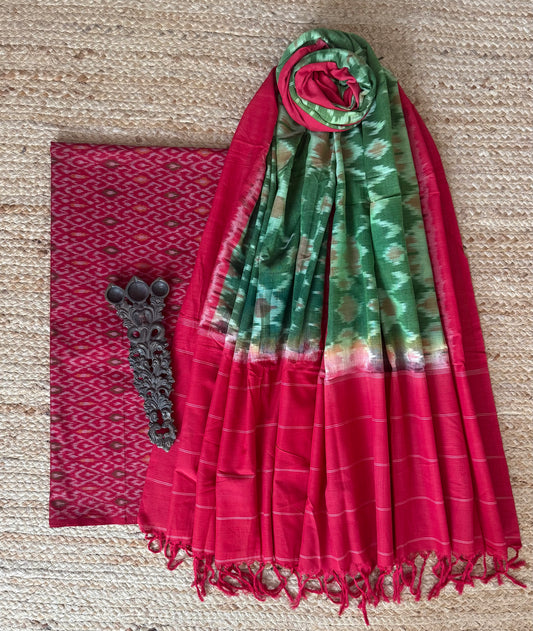 MAROON & BLUE  MERCHANDISE COTTON HANWOVEN KURTA WITH IKKAT PURE COTTON PATOLA HANDWOVEN DUPATTA