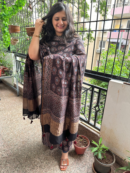 BLACK AJRAKH CONTEMPORARY CHANDERI SILK HANDBLOCK SUIT SET