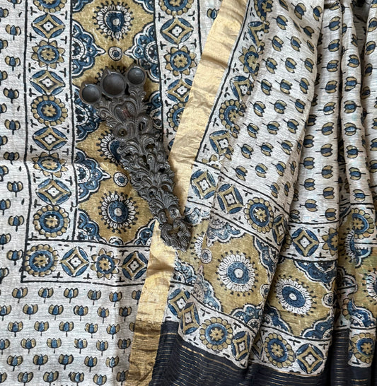 BEIGE AJRAKH BUTTA LINEN SILK HANDBLOCK SUIT SET