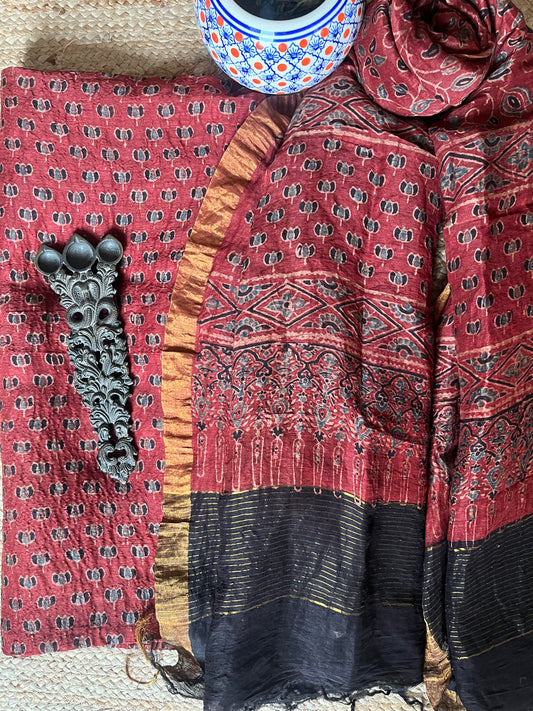 MAROON AJRAKH  LINEN SILK HANDBLOCK SUIT SET