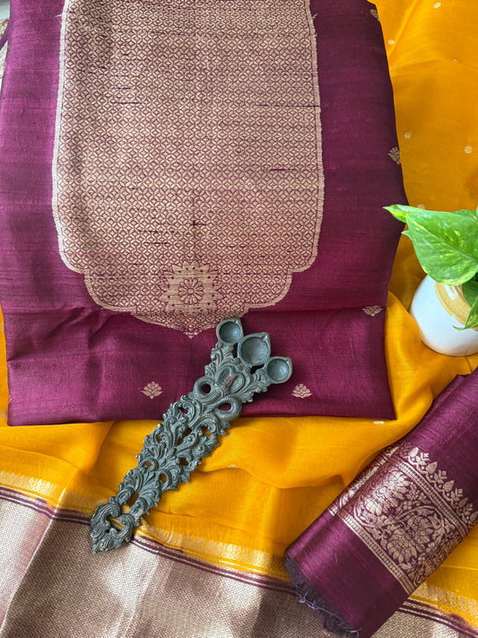 MAUVE PURPLE RAW SILK CERTIFIED HANDLOOM BANARSI KADWA BUTTI WITH WOVEN ZARI THREE PIECE SUIT
