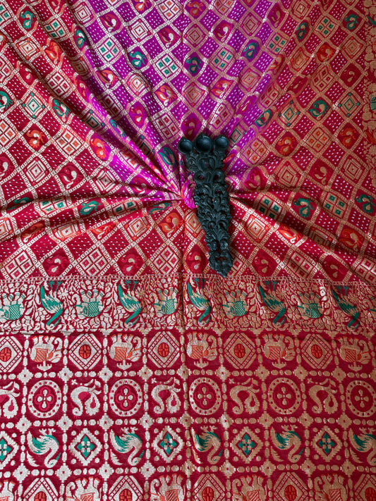 Red & pink ombré shade Handwoven Bareek Bandhani in Meenakari Jaal  Premium Georgette dupatta