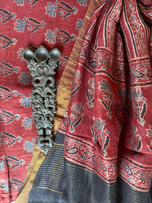 MAROON AJRAKH LINEN SILK HANDBLOCK SUIT SET