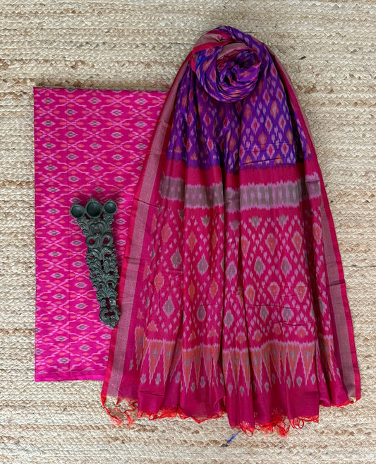 CERISE PINK IKKAT PURE SILK COTTON HANWOVEN KURTA WITH IKKAT PURE SILK PATOLA HANDWOVEN DUPATTA