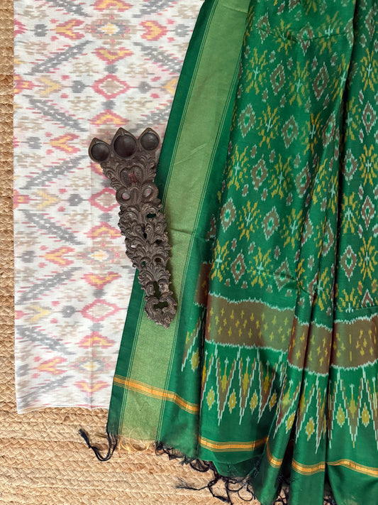 WHITE MULTI IKKAT PURE SILK COTTON HANWOVEN KURTA WITH IKKAT PURE SILK PATOLA HANDWOVEN DUPATTA