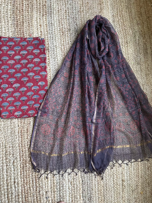 MAROON AJRAKH HANDBLOCK CORD SET WITH AJRAKH DUPATTA