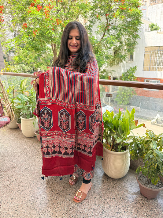 MAROON  AJRAKH MODAL SILK HANDBLOCK KURTA SET