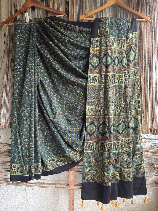 GREEN COTTON AJRAKH HANDEMBROIDERY SARI