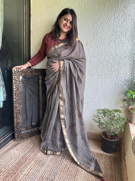 GRAY CHECK MAHESHWARI SILK COTTON SARI